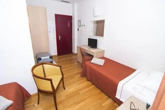 Comfort Oda, 2 Tek Kişilik Yatak, Havuz Manzaralı