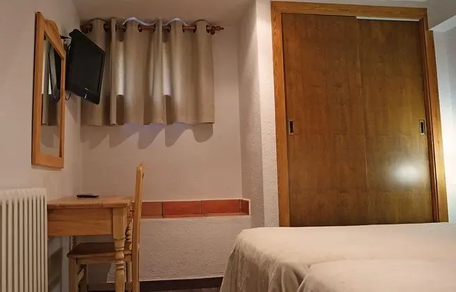 Dört Kişilik Oda, Bahçe Manzaralı