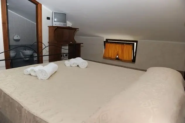 Tek Büyük Yataklı Oda