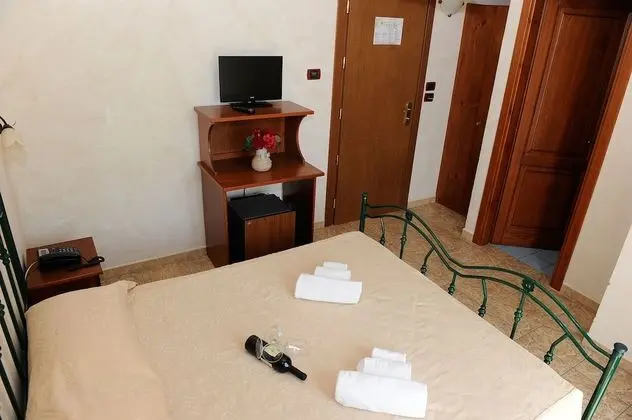 Tek Büyük Yataklı Oda, Deniz Manzaralı