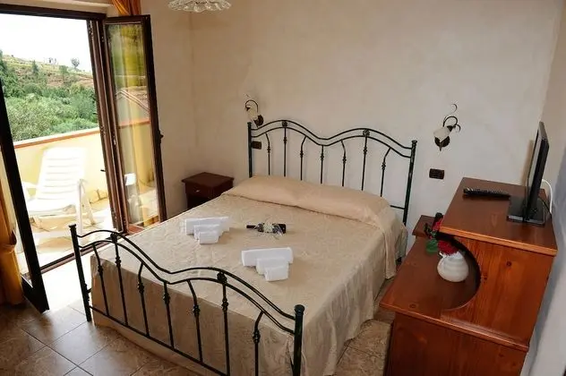 Tek Büyük Yataklı Oda, Deniz Manzaralı