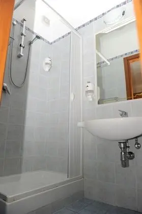 Tek Büyük Yataklı Oda, Deniz Manzaralı