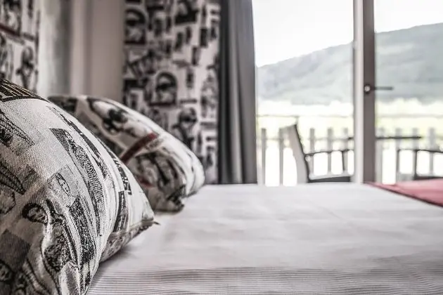 Deluxe Oda, Havuz Manzaralı