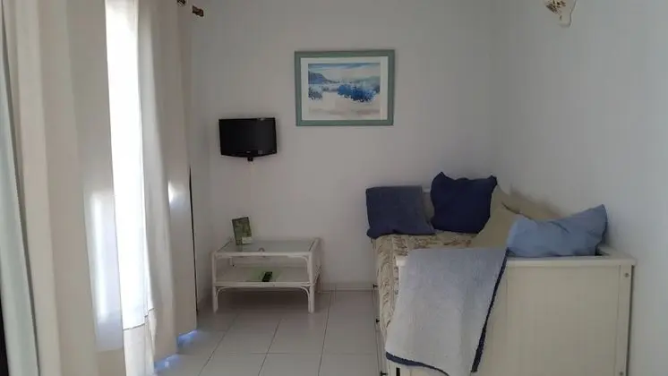 Apart Daire, 1 Çift Kişilik veya 2 Tek Kişilik Yatak, Teras (Apartment 3 with private terrace)