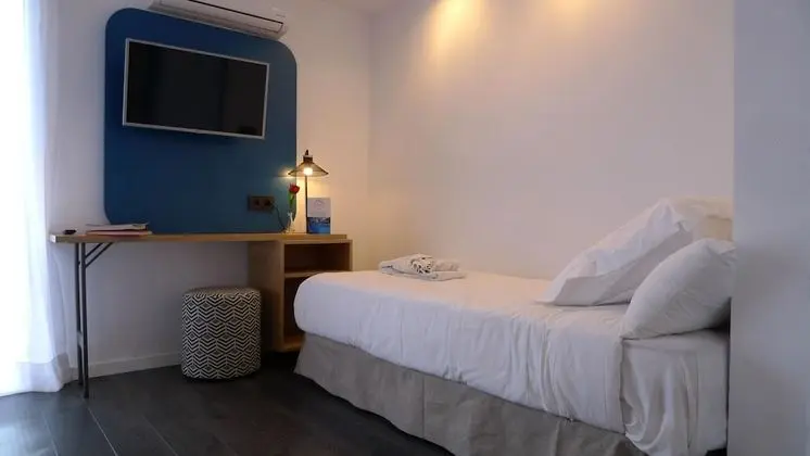 Üç Kişilik Oda, Dağ Manzaralı