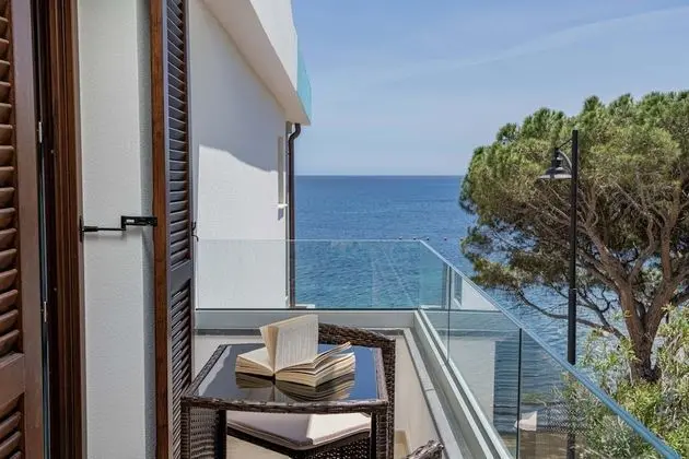 Comfort Oda, 2 Yatak Odası, Balkon, Kısmi Deniz Manzaralı