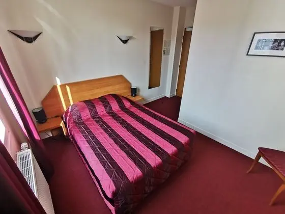 Tek Büyük Yataklı Oda