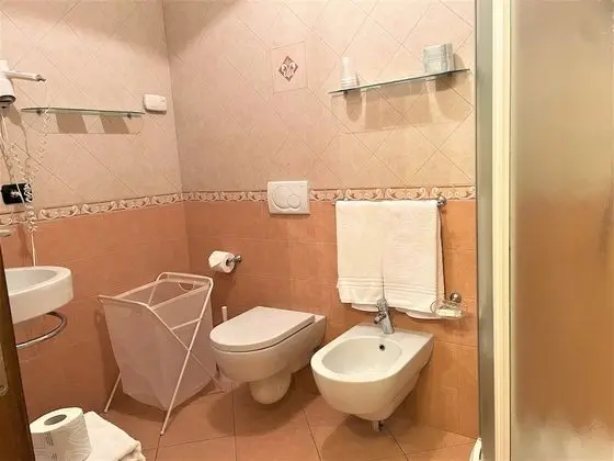 Standard Dört Kişilik Oda