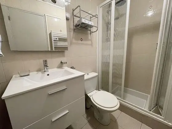 Honeymoon Tek Büyük Yataklı Oda
