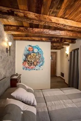 Standard Tek Büyük Yataklı Oda