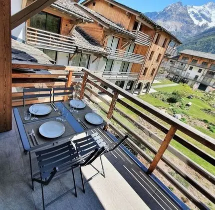 Apart Daire, Banyolu/Duşlu, Dağ Manzaralı (La Cordée)