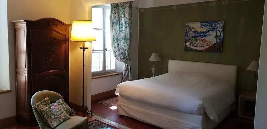 Deluxe Tek Büyük Yataklı Oda (Laurier)