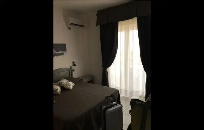 Classic Üç Kişilik Oda