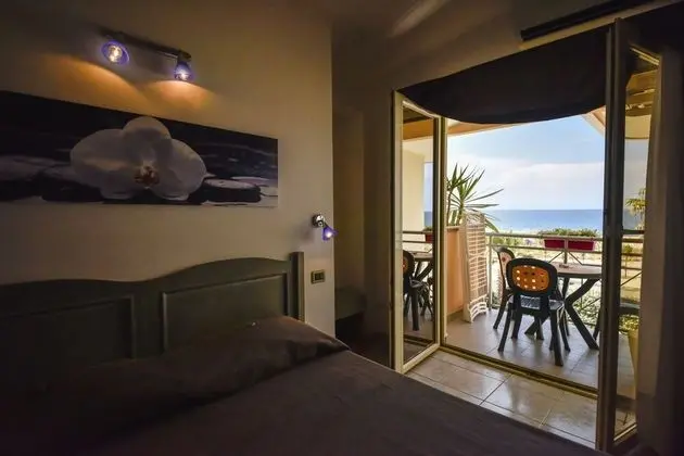 Tek Büyük Yataklı Oda, Deniz Manzaralı