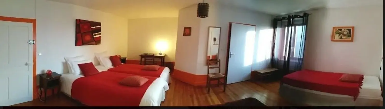 Standard Tek Büyük veya İki Ayrı Yataklı Oda