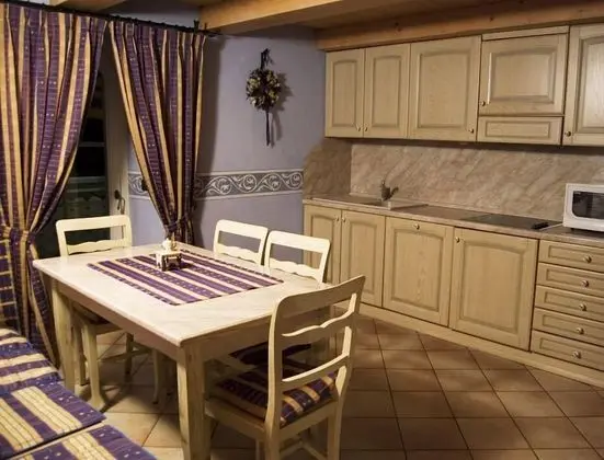 Apart Daire, 2 Yatak Odası, Balkon