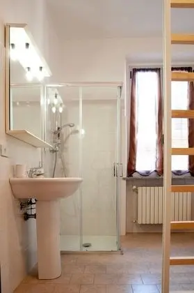 Comfort Tek Büyük veya İki Ayrı Yataklı Oda