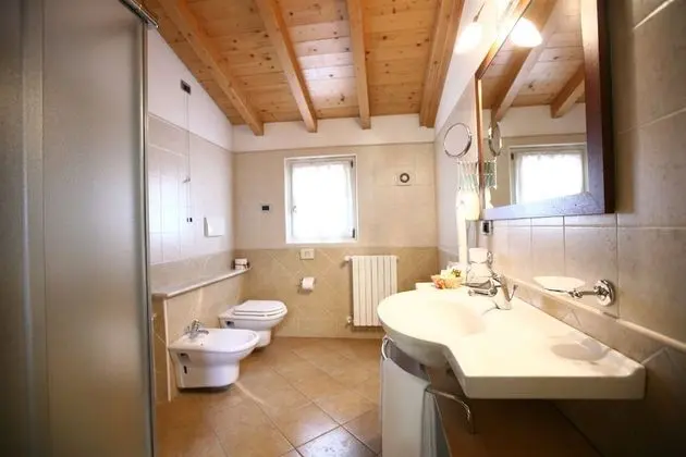 Classic Üç Kişilik Oda