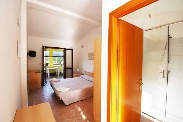 Standard Tek Büyük veya İki Ayrı Yataklı Oda