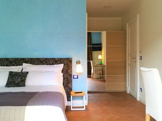 Superior Tek Büyük veya İki Ayrı Yataklı Oda, 1 Yatak Odası, Engellilere Uygun, Bahçe Manzaralı