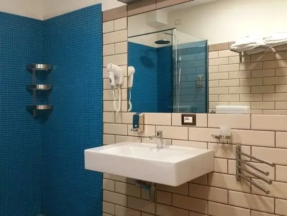 Superior Tek Büyük veya İki Ayrı Yataklı Oda, 1 Yatak Odası, Engellilere Uygun, Bahçe Manzaralı