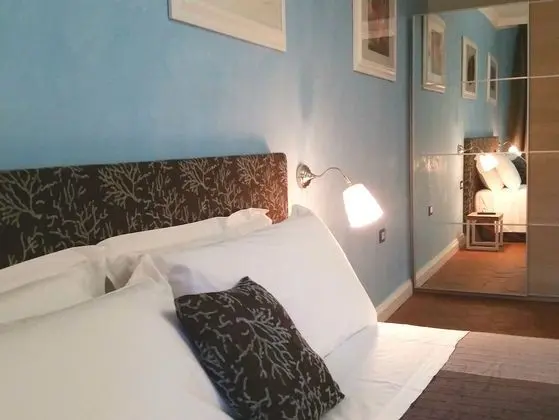 Superior Üç Kişilik Oda, 1 Yatak Odası, Banyolu/Duşlu, Bahçe Manzaralı