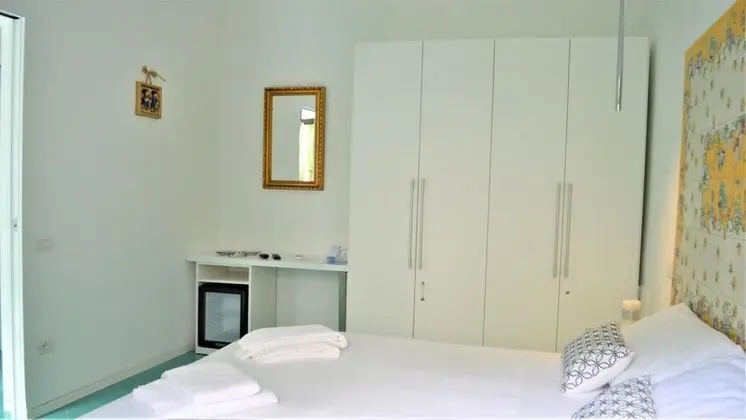 Romantic Üç Kişilik Oda