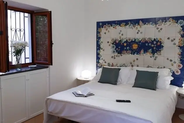 Standard Tek Büyük Yataklı Oda, Bahçe Manzaralı