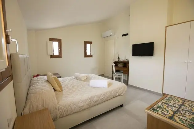 Classic Tek Büyük veya İki Ayrı Yataklı Oda