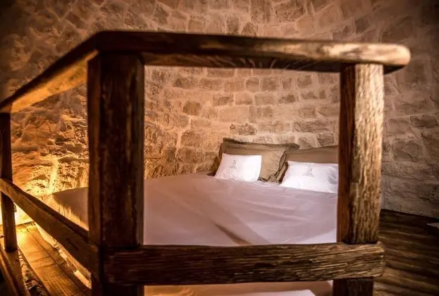 Süit (2 Lev 2 Adt 3 Chd Trullo Lanario)