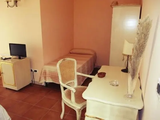 Tek Kişilik Oda, 1 Tek Kişilik Yatak