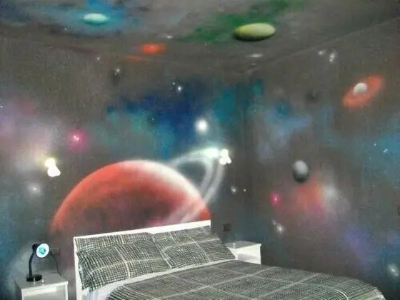 Büyük Yataklı Tek Kişilik Oda