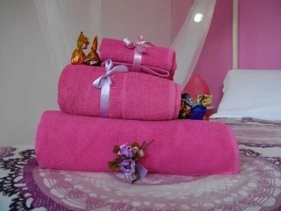 Büyük Yataklı Tek Kişilik Oda