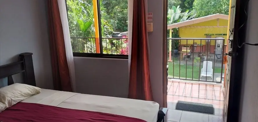 Standard Apart Daire, 1 Büyük (Queen) Boy Yatak, Havuz Manzaralı