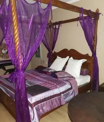 Classic Tek Büyük Yataklı Oda