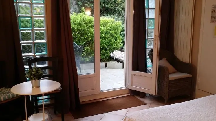 Superior Tek Büyük Yataklı Oda, Teras (Triple)