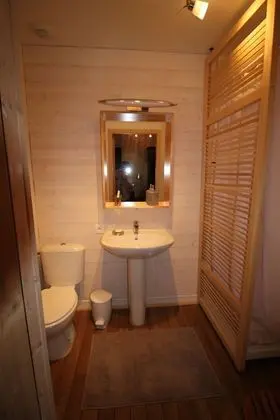 Tek Büyük Yataklı Oda (La Basse-cour)