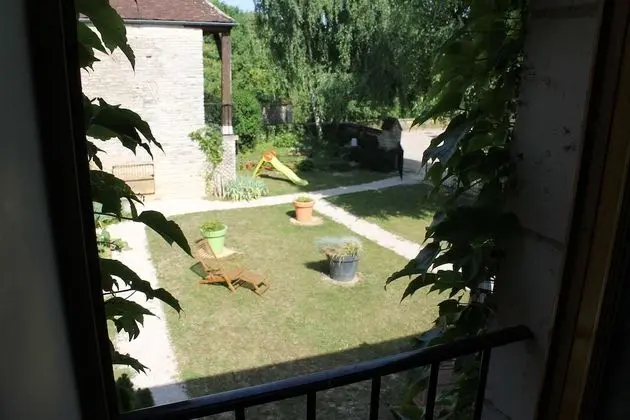 Tek Büyük Yataklı Oda (La Basse-cour)