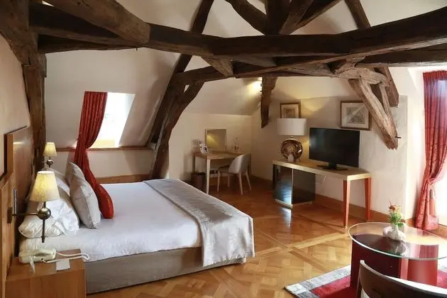 Deluxe Tek Büyük veya İki Ayrı Yataklı Oda, Nehir Manzaralı