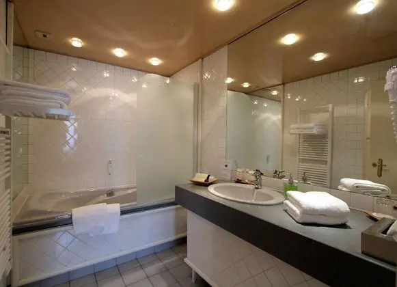 Traditional Tek Büyük veya İki Ayrı Yataklı Oda, Özel Banyo, Ek Bina