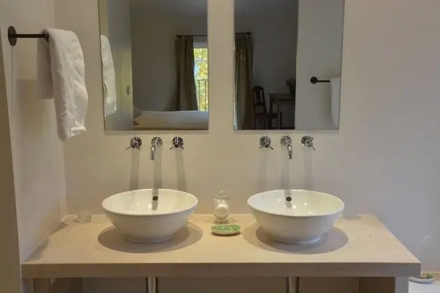 Tek Büyük Yataklı Oda (Loumarin)