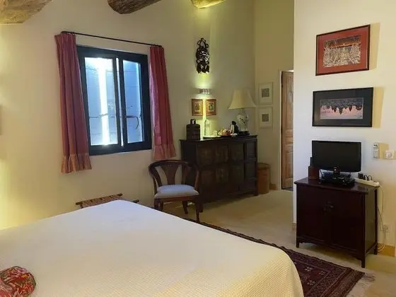 Tek Büyük Yataklı Oda, Avlu Manzaralı