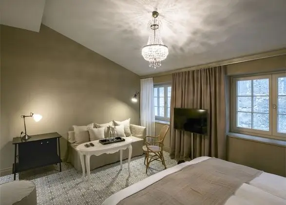 Tek Büyük Yataklı Oda