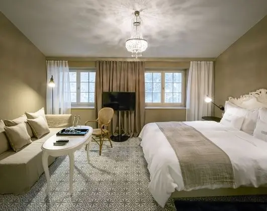 Tek Büyük Yataklı Oda