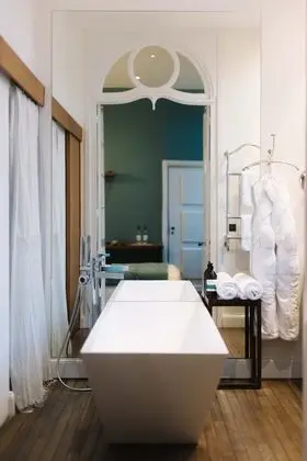 Superior Tek Büyük Yataklı Oda