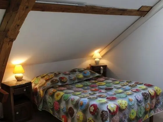 Üç Kişilik Oda, Banyolu/Duşlu (Chambre Lucile)