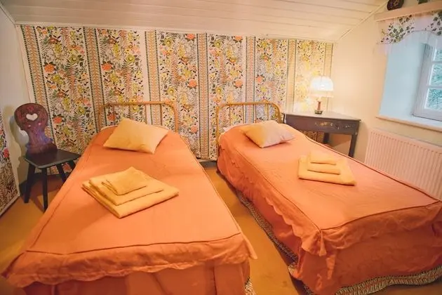 Dört Kişilik Oda, Bağlantılı Odalar, Vadi Manzaralı