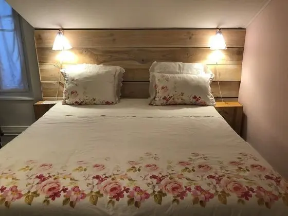 Tek Büyük veya İki Ayrı Yataklı Oda (Rose)