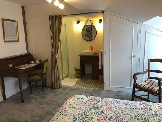 Tek Büyük veya İki Ayrı Yataklı Oda (Rose)