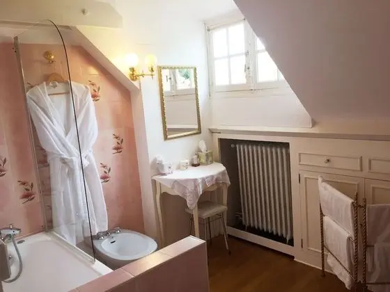 Comfort Tek Büyük Yataklı Oda, Bahçe Manzaralı